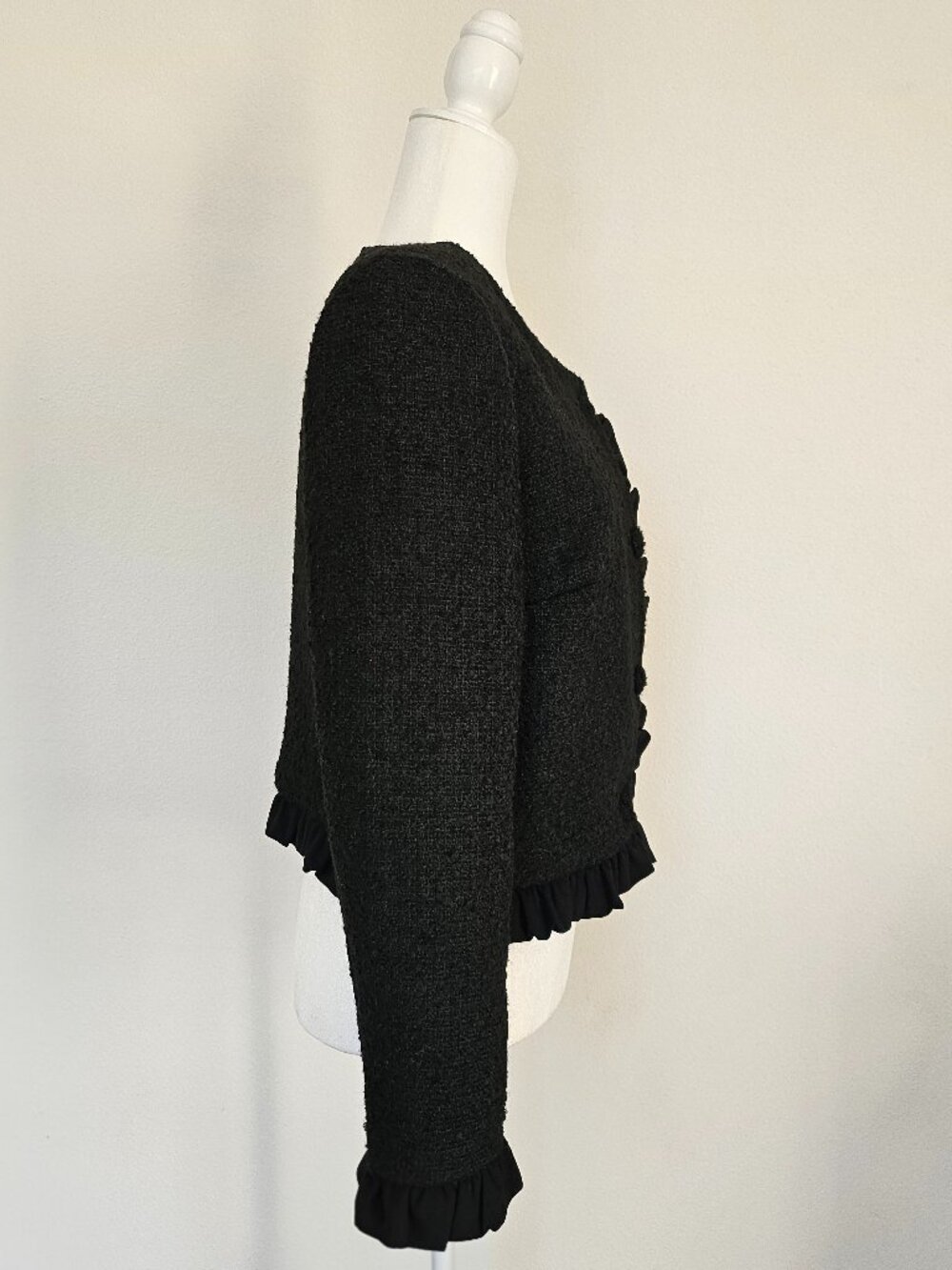 CeCe NWT Black Tweed Ruffle Trim Cropped Jacket Size 8 - Picture 8 of 16